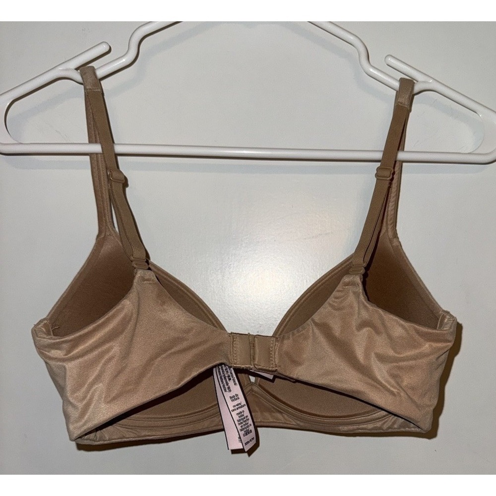 Victorias Secret Body By Victoria Wireless Tan Size 32 D - Picture 2 of 9